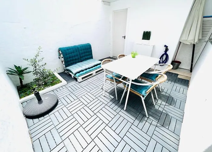 Casa Do Mar - Reconnect - T2 Com Patio Junto A Овар