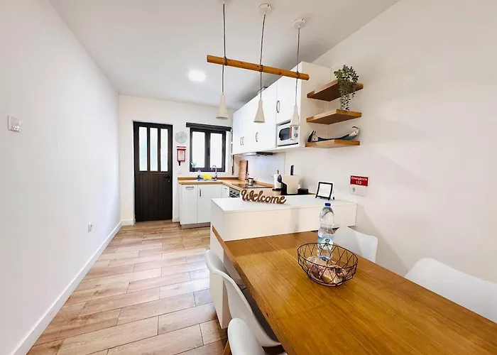 Дом отдыха Casa Do Mar - Reconnect - T2 Com Patio Junto A *